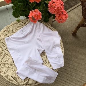 L❤️VE These! 90*DEGREE by Reflex (S) Capri leggings